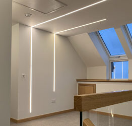 StudioFlex Daylight White - Home Lighting Features